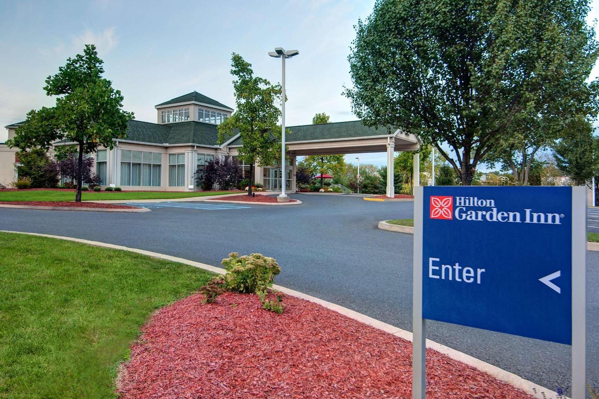 Hilton Garden Inn Стейт Колледж Экстерьер фото